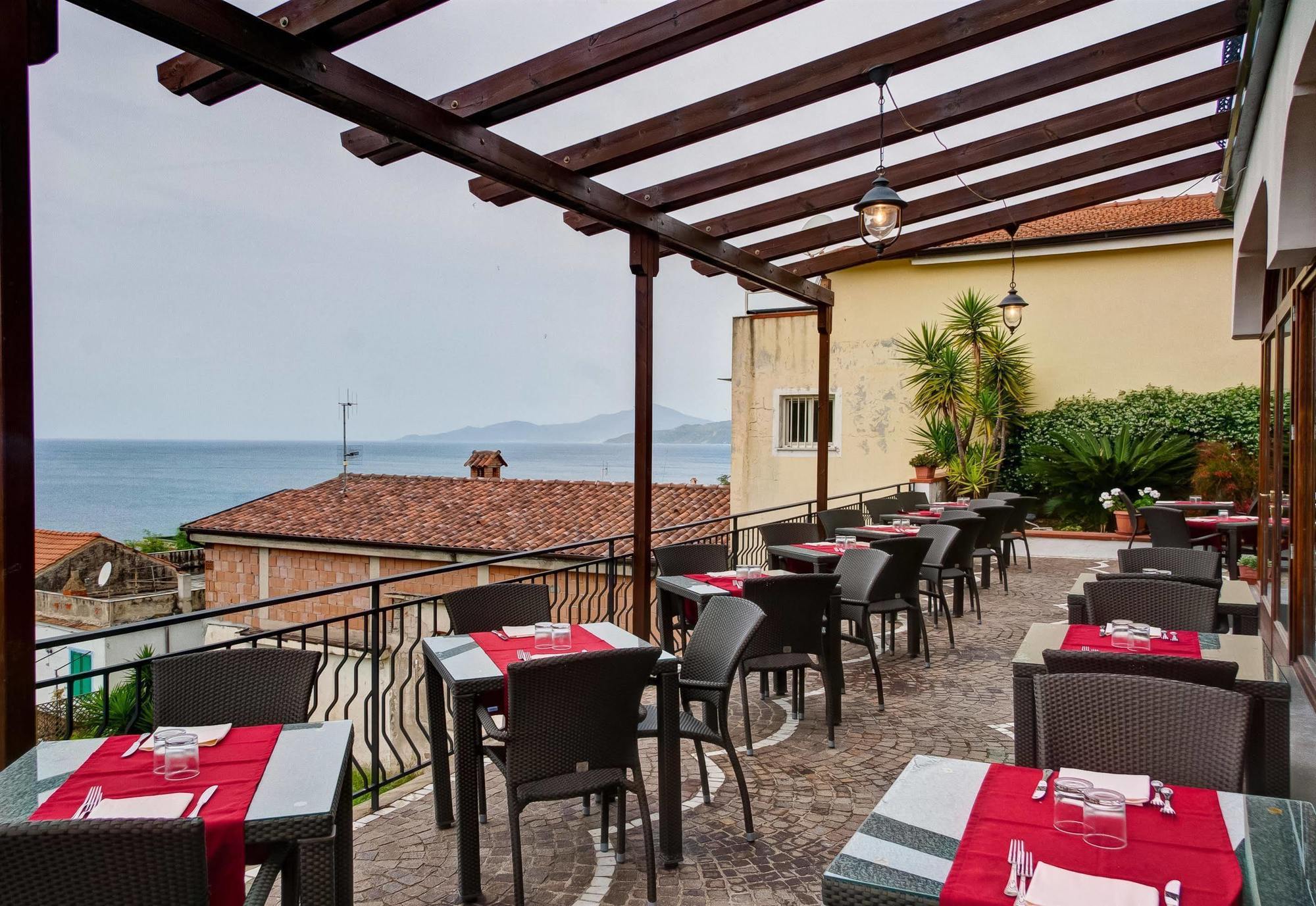 Best Western Hotel La Conchiglia Palinuro Exterior foto